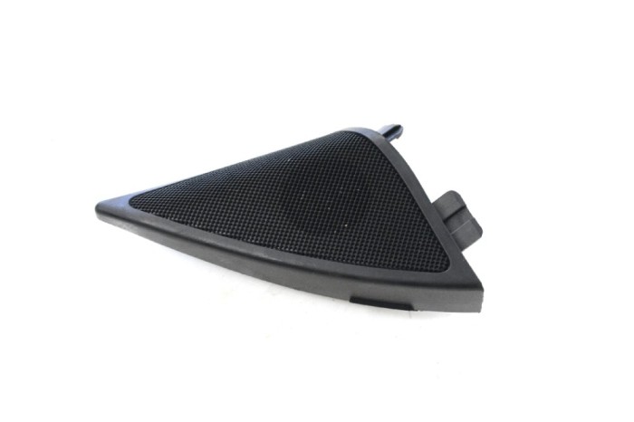 Difuzor ușă dreapta față MERCEDES-BENZ E Cabrio A207 2011 OEM: A2077270490,A2118200202,A2077200411 11276225