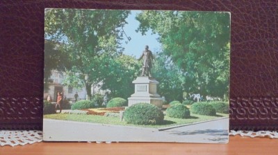 RSR - GALATI - STATUIA LUI COSTACHE NEGRI - NECIRCULATA . foto