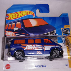 bnk jc Hot Wheels Dodge Van - 2023 HW 55 RaceTeam 2/5