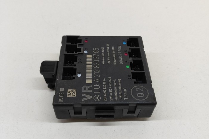 Modul de control ușă dreapta față MERCEDES-BENZ E W212 2010 OEM: A2128203785,A2128203826,A2124423032 26390312