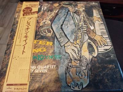 Vinil LP &amp;quot;Japan Press&amp;quot; Lester Young &amp;lrm;&amp;ndash; Pres On Keynote (NM) foto
