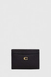 Coach carcasa din piele Essential Card Case culoarea negru