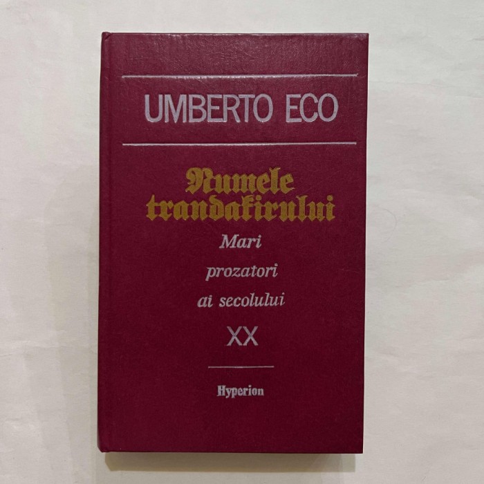 Umbert Eco - Numele trandafirului