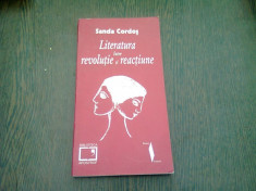 LITERATURA INTRE REVOLUTIE SI EVOLUTIE - SANDA CORDOS foto