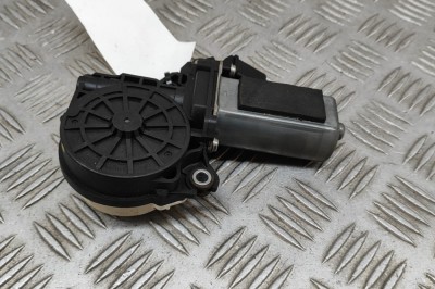 Unitate soft close ușă dreapta față AUDI A8 D4 4H_ 2011 OEM: 4F0837060 | 27752390 foto