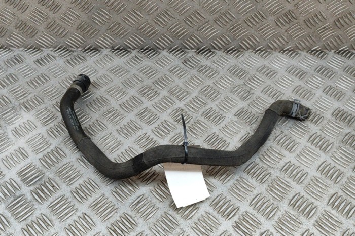 Furtun de lichid de răcire VW PASSAT Variant B8 3G5 2021 OEM: 3Q0121108A | 25247309