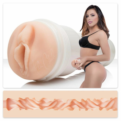 Fleshlight Girls - Adriana Chechik Empress Vagina foto