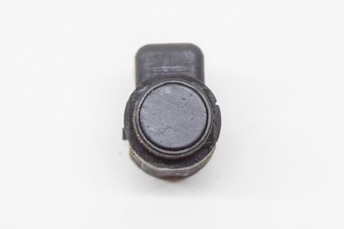 Senzor de parcare față LAND ROVER RANGE ROVER EVOQUE L538 2015 OEM: AH42-15K859-AB,304193 11527809