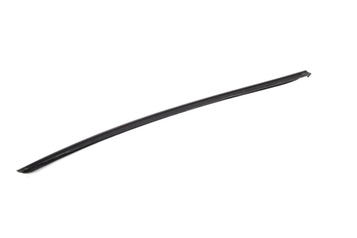 Ornament vertical parbriz st&acirc;nga AUDI A4 8K2, B8 2007 13418805