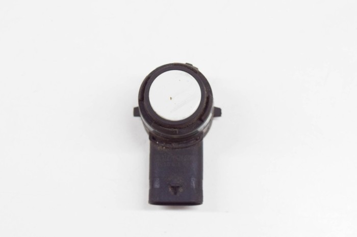 Senzor de parcare față BMW X5 F15, F85 2014 OEM: 9283200,305939 12109372