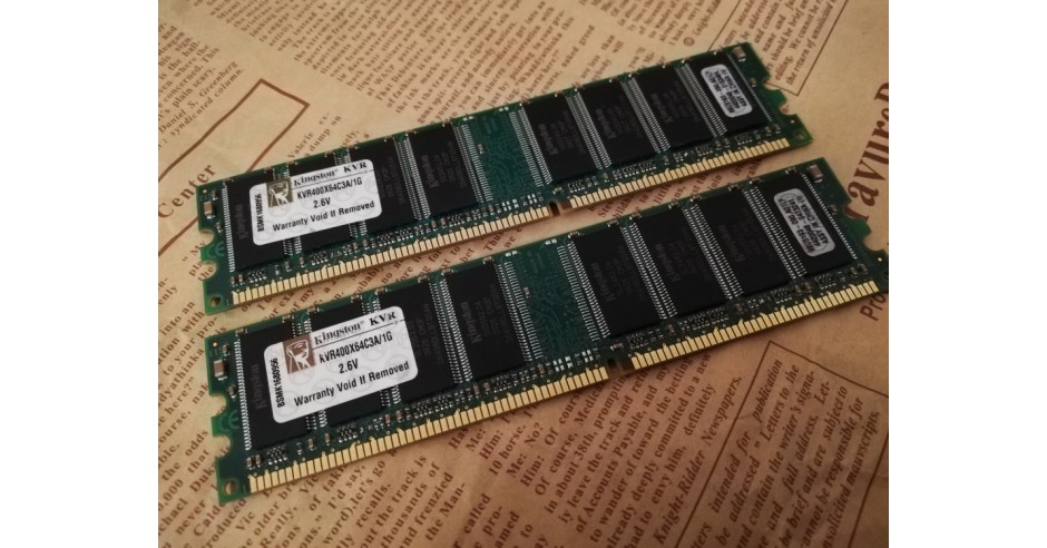 Kit Kingston 2 Go DDR2 RAM (2x1 Go) PC2-5300U – KVR667D2N5K2/2G