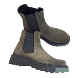 Ghete dama din piele intoarsa cu talpa extralight Lotie Mud