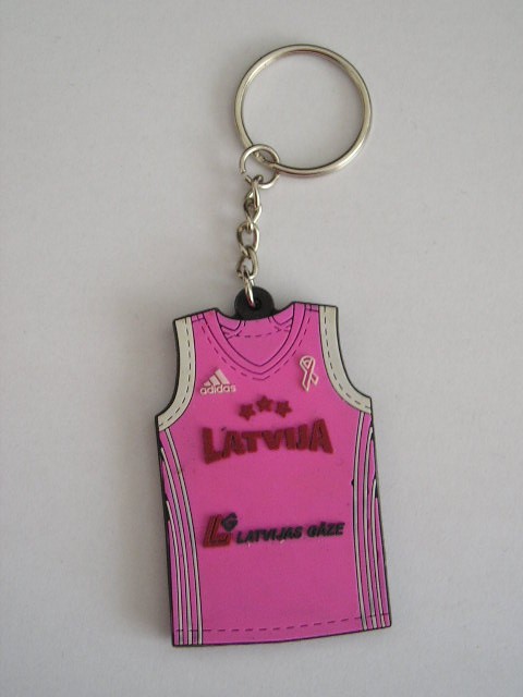 D8 56 - Breloc - tematica sport - baschet - Letonia