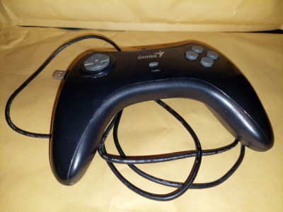 Controller Genius MaxFire Grandias Turbo, 8 Buttons, 8-Way D-Pad, Wired, USB foto