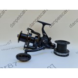 Mulineta Crap AVIATOR 8000 cu tambur long-cast Capacitate: 0,40mm/440m