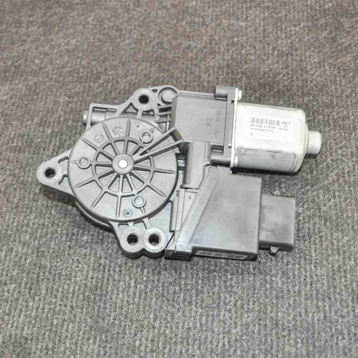 Motor macara geam ușă st&acirc;nga față KIA CEE\&#039;D JD 2016 OEM: 82450-A2010 3972443