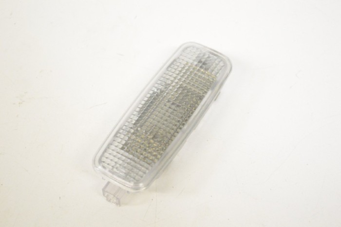 Iluminare interioară AUDI Q5 8R 2008 OEM: 4E0947105 | 11736815