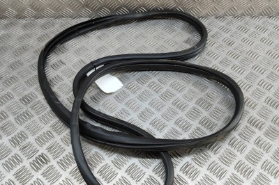 Garnitura ușă dreapta spate MAZDA CX-5 KF 2022 OEM: KB7W72760 | 31147448 foto