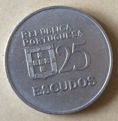 Portugalia 25 escudos 1981 Liberdade demoracia foto