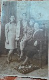 Fotografie tip carte postala, doua femei cu doua fete, 1938