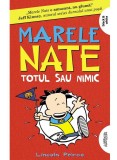 Cumpara ieftin Marele Nate. 4. Totul Sau Nimic [Black White, Necartonat] Nnew ......S, Lincoln Peirce - Editura Art