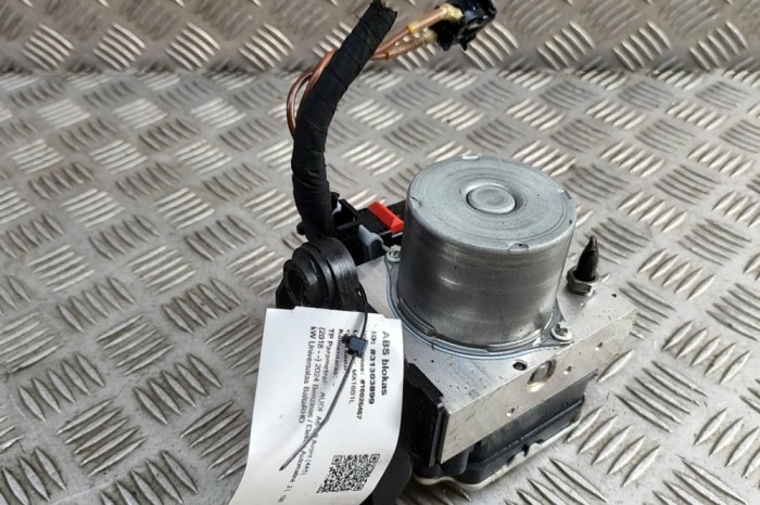 Pompa ABS AUDI A6 C8 Avant 4A5 2024 OEM: Estate | 31303899