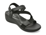 Cumpara ieftin Sandale CLARKS negre, BRINKLEY RAE SUN, din material textil