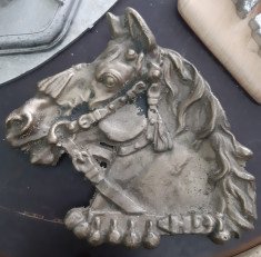 Basorelief din bronz masiv (cap de cal) foto