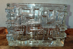 Vaza stil Art Deco din sticla cu elemente geometrice in relief foto