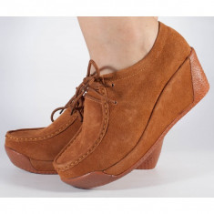 Pantofi maro cu platforma din piele naturala (cod 13-12225) foto