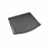 Covor Portbagaj Tavita Auto Ford Focus 3 Berlina (2010-2018) UNIDEC Negru - Protectie Premium