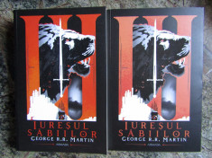 Iuresul sabiilor 2 volume Seria Cantec de gheata si foc 3, George R.R. Martin foto