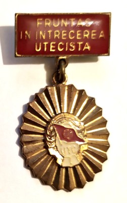 INSIGNA FRUNTAS IN INTRECEREA UTECISTA UTC UTM PCR foto