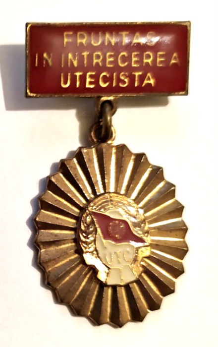 INSIGNA FRUNTAS IN INTRECEREA UTECISTA UTC UTM PCR