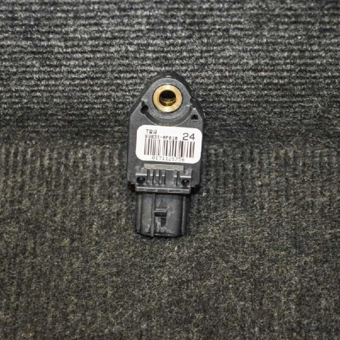 Senzor de impact st&acirc;nga spate TOYOTA VERSO S _P12_ 2011 OEM: 89831-0F010 1549039
