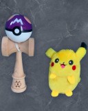 Set Kendama Pokeball 18 cm + Breloc Pikachu 12 cm - mov