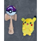 Set Kendama Pokeball 18 cm + Breloc Pikachu 12 cm - mov