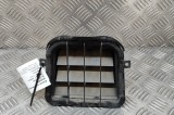 Grila de ventilație caroserie PORSCHE MACAN 95B 2015 OEM: 8K0819161C 27401641