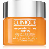 Clinique Superdefense&trade; SPF 25 Fatigue + 1st Signs Of Age Multi-Correcting Cream Crema impotriva primelor semne de imbatranire pentru ten gras și mixt