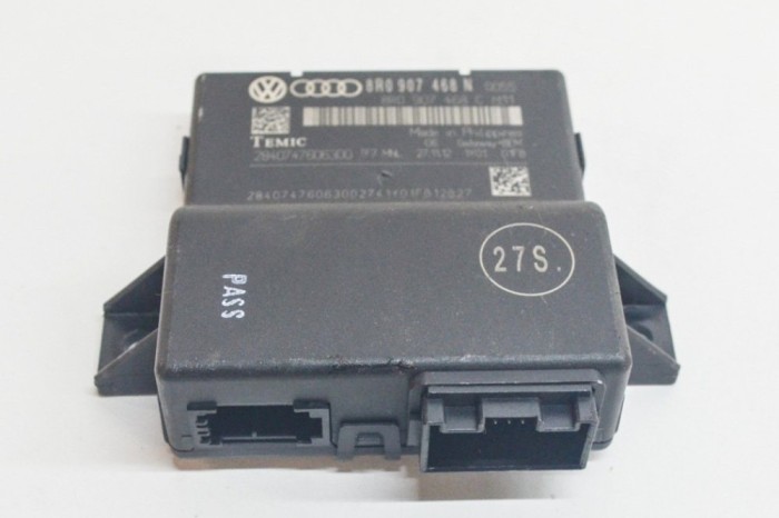 Unitate de control Gateway AUDI A5 Cabrio 8F7 2012 OEM: 8R0907468N,8R0907468C,2840747606300 | 12297429