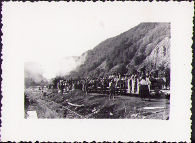 HST M460 Poză locomotivă cu aburi și vagoane pasageri Transilvania anii 1930 foto