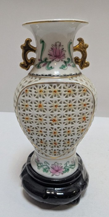 Vaza decorativa portelan traforat China II