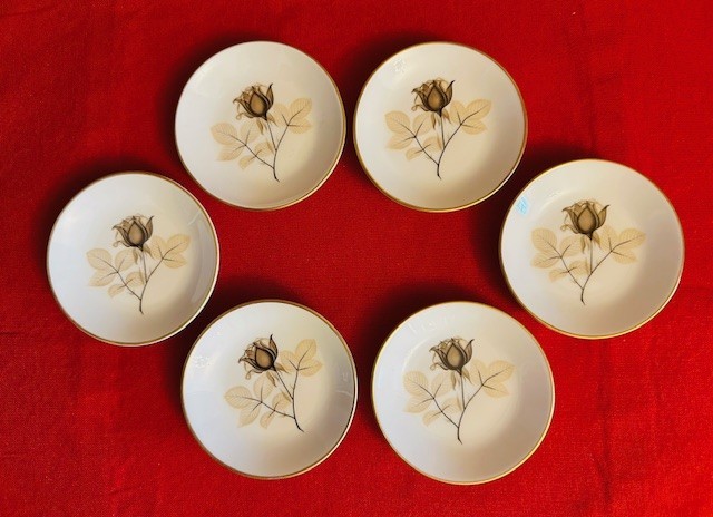 6 FARFURIOARE DIN PORTELAN FIN, CU MARCAJ ROSENTHAL GERMANY D8,5CM