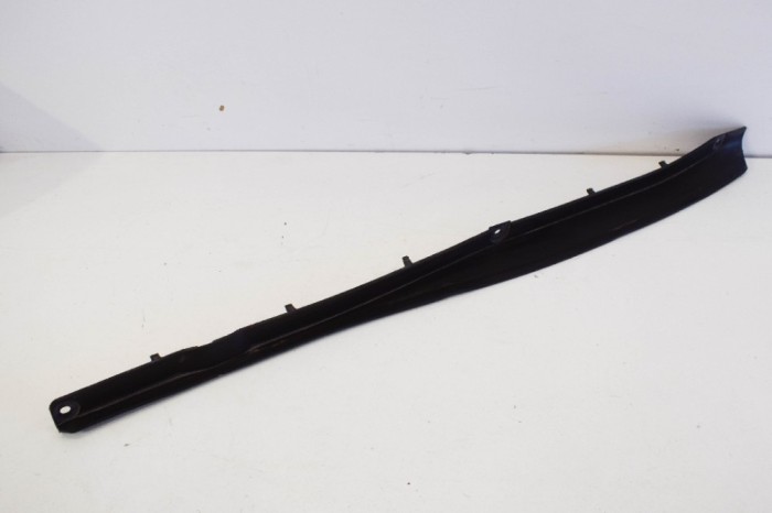 Bandou dreapta bara de protecție spate TESLA MODEL S 2016 OEM: 6008187-00-D 11029727