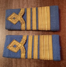 C3 - Grade militare - comandor pilot aviatie - piesa de colectie!