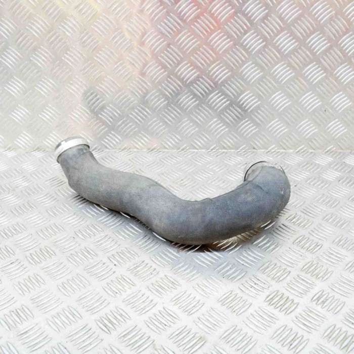 Furtun intercooler dreapta AUDI Q5 8R 2013 OEM: 8R0145790F