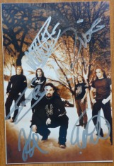Autografe al trupei power metal Sonata Artica pe fotografie, 5 semnaturi