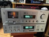 V&acirc;nd set audio vintage Akai &ndash; Deck Akai CS-M02 + Amplificator Akai AM-U02