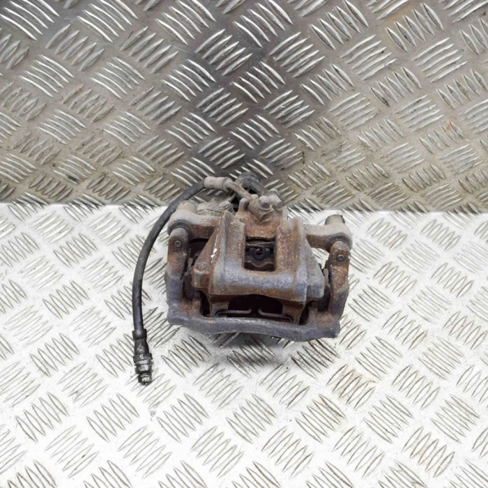 Etrier de fr&acirc;nă dreapta spate VW GOLF VIII CD1 2022 OEM: Hatchback | 20947194