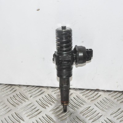 Injector de combustibil VW GOLF V 1K1 2008 OEM: 0414720215038130073AG 2276507 foto